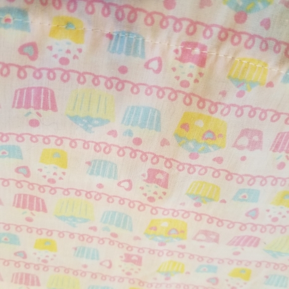 Cupcake Cupboard ruffle pocket tie apron - Picture 9 of 15